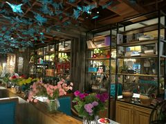 -领鲜活海鲜榴莲自助火锅(东门店)