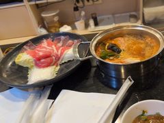 -呷哺呷哺(世贸.工三店)