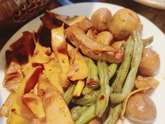 -老鼎万春卤菜(五代传承创始老店)