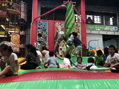 -蒙特利亲子乐园