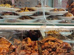 -老鼎万春卤菜(五代传承创始老店)