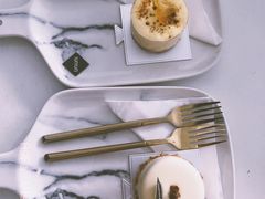 -UNI UNI(环亚凯瑟琳店)