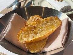 杏仁片餐前包-93Club·法餐厅