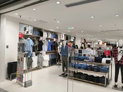 -优衣库(沈阳市府恒隆广场店)
