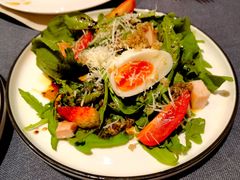 三色藜麦鸡肉溏心蛋沙拉-YUE·6·西式融合餐厅(外滩六号店)