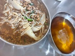 -正宗杨记普洱酸醋米线(总店)