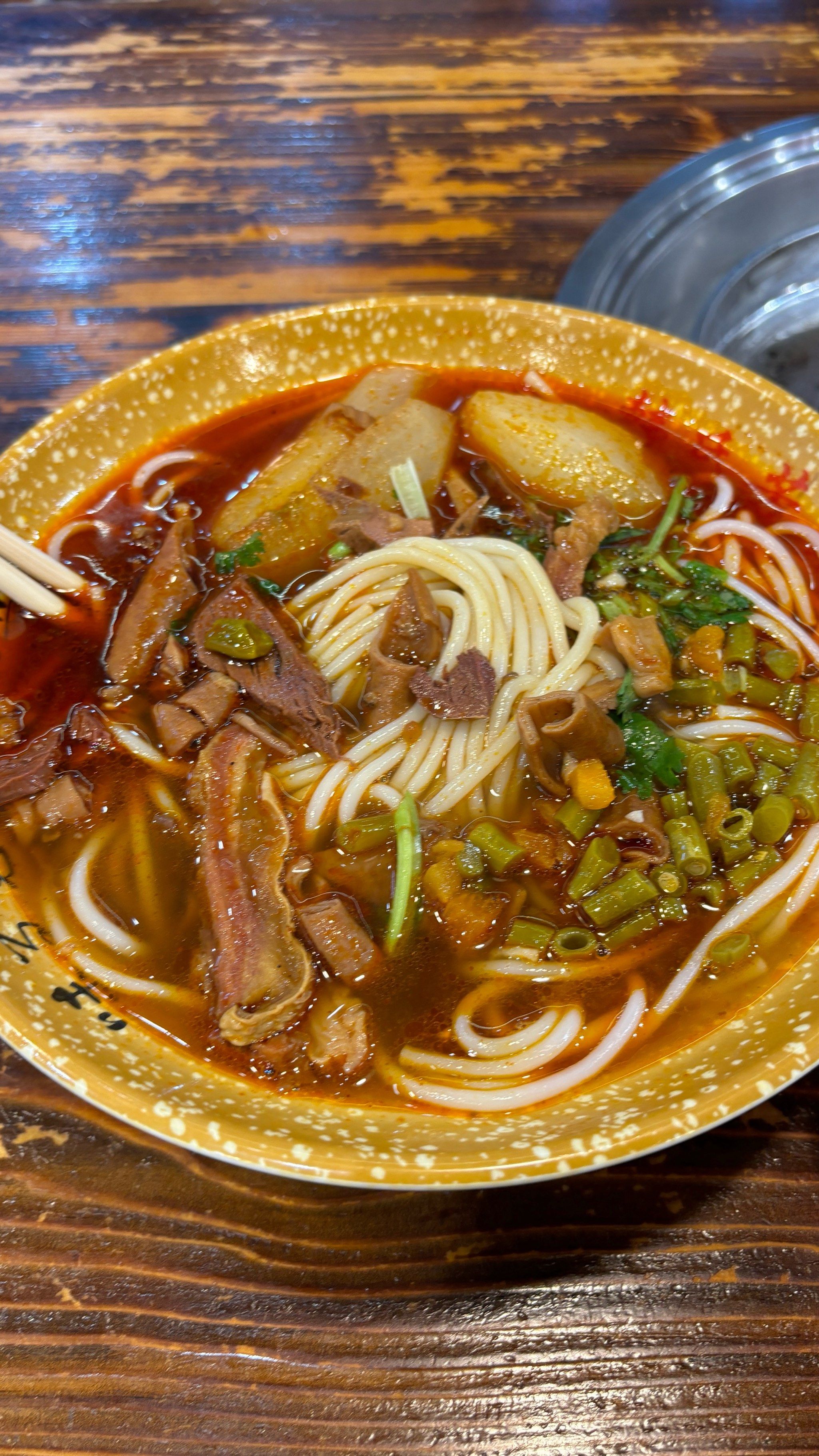 开了20年的牛杂粉面