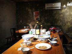 -沪西老弄堂面馆(定西路店)