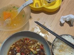 -米一仙·成都小碗菜(东万达店)