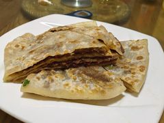 -溢心园香河肉饼总店