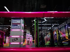 -酷跳蹦床主题公园(万胜广场店)