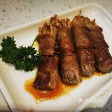 汤鲜，量足。性价比不是很高，同价位面的味道和份量