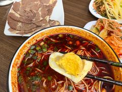 -德元兰州纯汤牛肉面