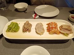 -HOMES上海本帮菜(襄阳公园店)