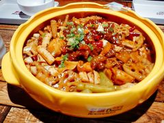 -多嘴肉蟹煲(万达店)