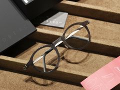 -目艮眼镜SHOWROOM(品牌集合店)