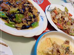 -吴记酱骨炖菜馆(西大直街店)