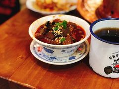 -炉小二铜锅牛蛙•川湘菜(三里屯店)