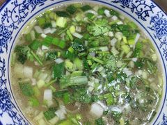 -陇上全荟兰州传统牛肉面(延吉路店)
