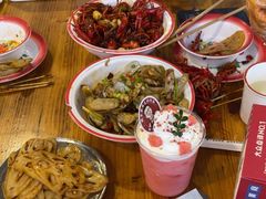 -冶建镜子·老南昌大排档·江西虾王(总店)