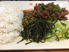 -何太太馄饨面铺(大浒东苑店)