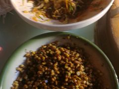 -鱼窝棚柴火铁锅炖(富山屯店)