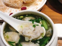 鲜嫩黄花鱼丸汤-将相和·海鲜蒸饺大连菜