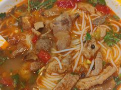 -粉小主·贵州酸汤牛肉粉(南京仙林金鹰店)