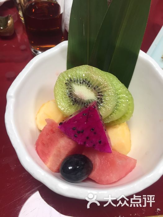 万岛日本料理铁板烧(虹桥万科中心店)餐后水果图片 - 第1张
