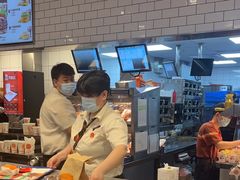 -汉堡王(西直门凯德MALL店)