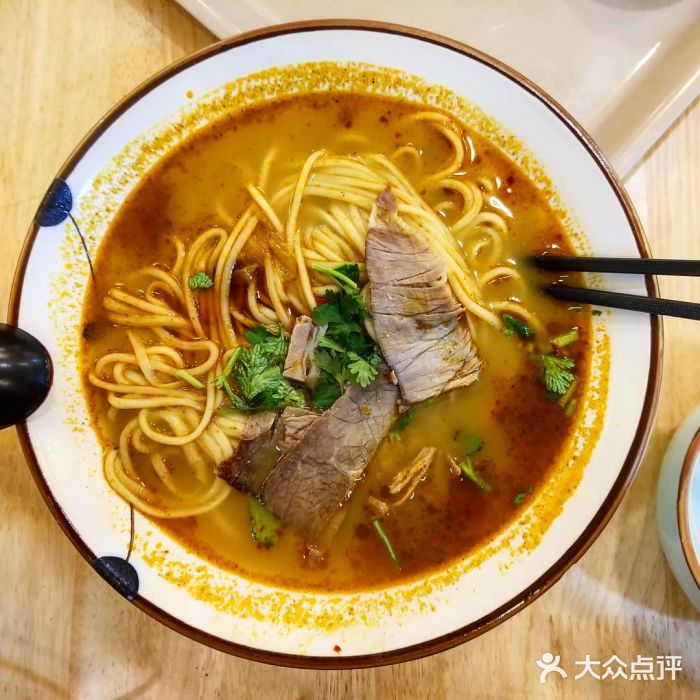 美玲拉面(鞍山西道店)美玲加肉拉面图片
