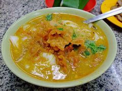 -002鱼汤粉(龍園店)