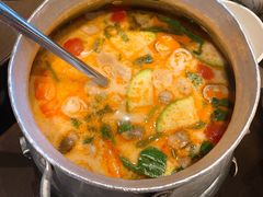 -大头虾越式风味餐厅(光明广场店)