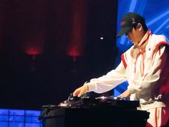 -赤红音乐现场(浦东金桥路店)