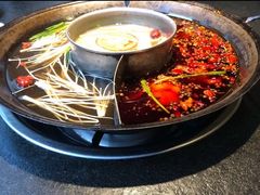-渝涯重庆豆花老火锅(中赢国际店)