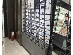 -回瑞眼镜·蔡司·依视路官方授权店(广益路万达店)