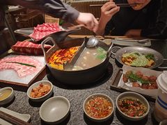 -三出山火锅(南京万象天地店)