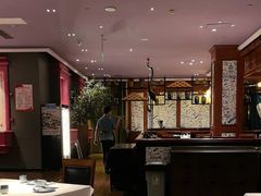 -八府香鸭·啫啫煲(华山路店)