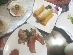 -忘忧草融合私房菜(红鼎国际店)