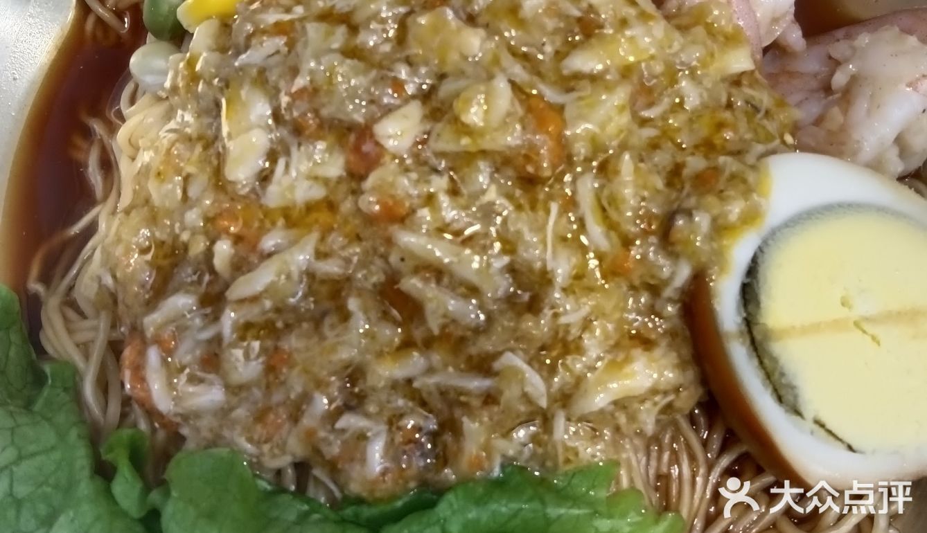 大家都爱吃的海鲜拌面