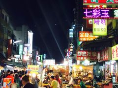 -六合夜市