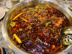 -肖肖酸萝卜鱼火锅(总店)