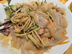 -关东小磨东北菜(上海长风大悦城店)