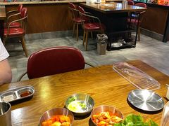 大堂-·缸桶屋·韩式牛肋条自助烤肉(西湖D11店)