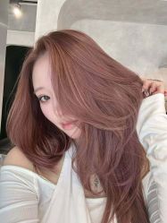 -首脑美发沙龙