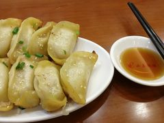 -小姜锅贴(凤凰街店)