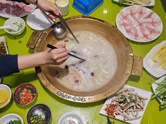 -颜氏双江清水鱼一养身火锅(磁器口店)