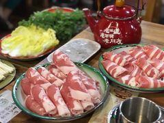 东镇肥牛-东镇老火锅(长春路首店)