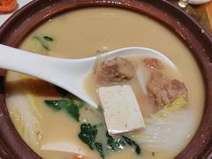 京城酥肉锅-四季民福烤鸭店(西单华威约饭街店)