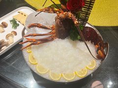 -半岛翡丽海鲜自助餐厅(观风亭店)